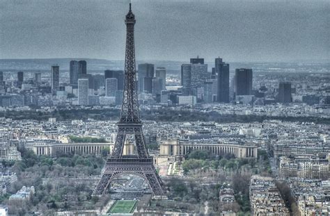 1 World Knowledge: Eiffel Tower, Paris, France