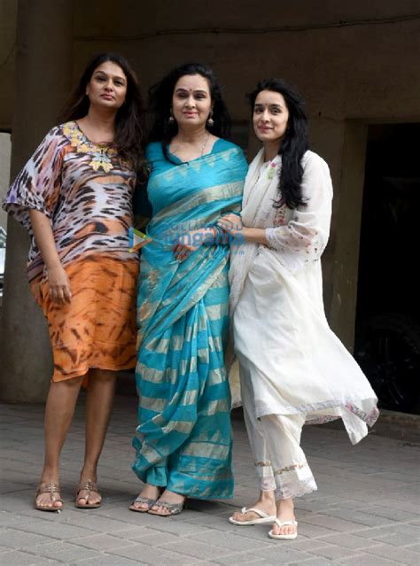 Photos: Shraddha Kapoor, Padmini Kolhapure and Tejaswini Kolhapure ...