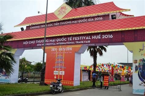 Hội Chợ Thương Mại Quốc Tế Festival Huế 2016 Hàng Giá Rẻ Bình Dân Hút