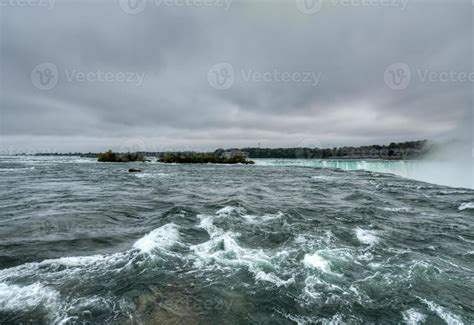 Niagara Falls, USA 16191420 Stock Photo at Vecteezy