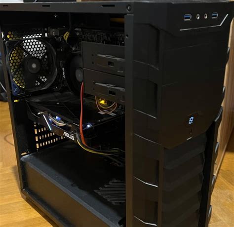 Gaming PC Ryzen 5 2600 RX 5500 XT 8GB GDDR6 24 GB RAM