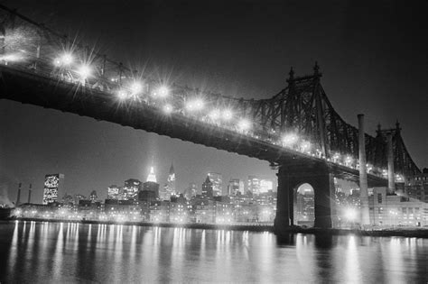 Queensboro Bridge and Manhattan at Night posters & prints by Corbis