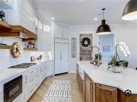 White Shiplap Kitchen Range Hood Soul And Lane