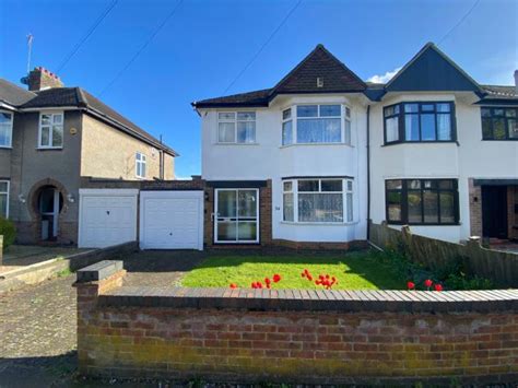 3 Bed Semi Detached House For Sale In Greenfield Avenue Spinney Hill