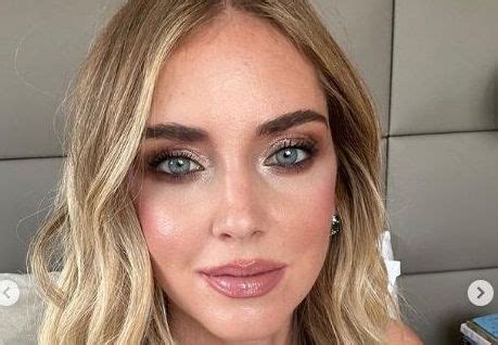 Chiara Ferragni Rompe Il Silenzio Sui Social Mentre Fedez Ancora In