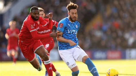 Charlton Athletic Must Watch Out For League Leading Stockport County