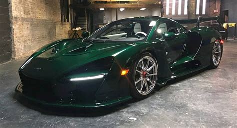 First McLaren Senna Delivered In North America Is Covered In Green ...