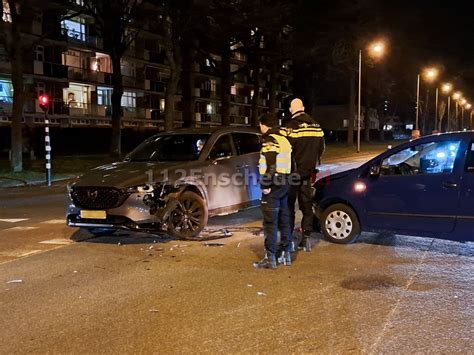 Schade Bij Aanrijding In Enschede Enschede Nl