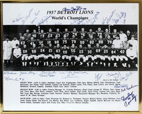 AUTOGRAPHED 1957 DET LIONS CHAMPIONSHIP PHOTO : Lot 20341