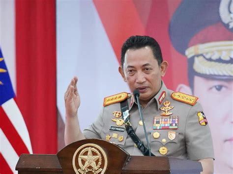 Tingkatkan Citra Polri Di Akhir Tahun Kapolri Siapkan Langkah Dan