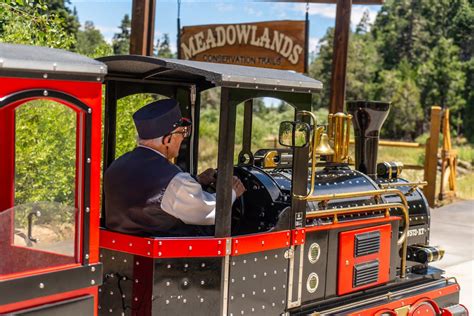 Northwoods Express Train Ride | SkyPark at Santa's Village - Skyforest, CA