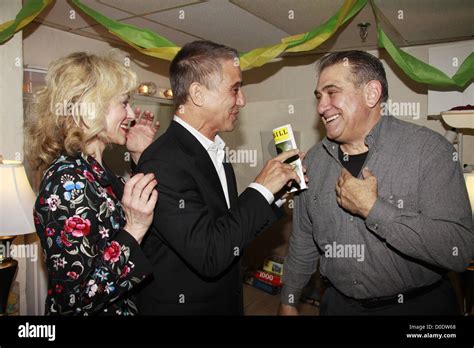 Judith Light, Tony Danza and Dan Lauria Tony Danza reunites with Judith ...