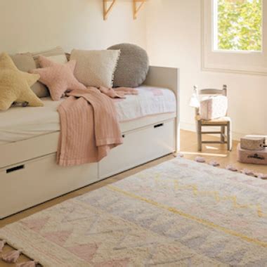 Tapete Azteca Vintage Nude Lorena CanalsTapetesIdeias de Mamãe Decoração Infantil CriativaTapetes