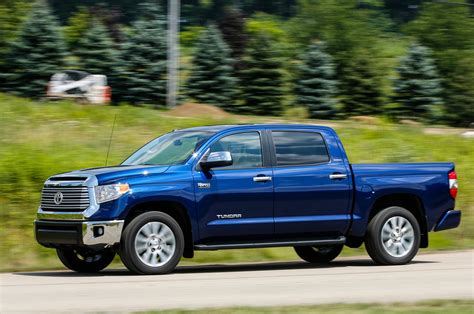 Toyota Tundra Blue Photo Gallery #2/9