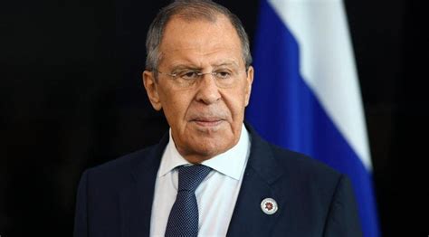 le ministre russe des affaires étrangères Sergueï Lavrov arrive cette