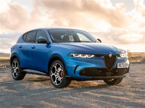 Alfa Romeo Tonale PHEV 2022 Review Available New Compact Small SUV