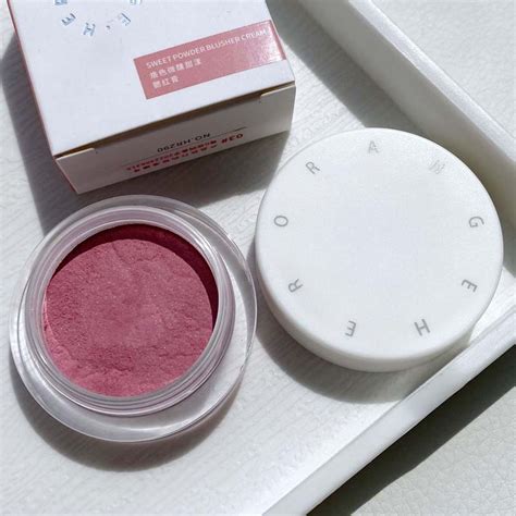 HERORANGE Slightly Drunk Cheek Red Plate Nude Clothes Are Natural Delicate And Color Rendering