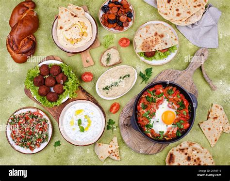 Traditional Jewish, Israeli and middle Eastern food Stock Photo - Alamy