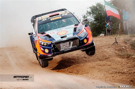 Sordo Dani Carrera C Ndido Hyundai I N Rally Rally Italia