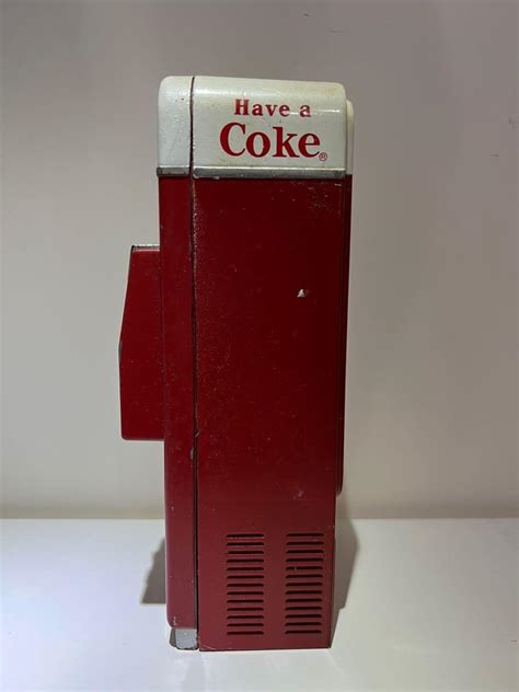 舊式汽水機造型錢罌 Nostalgia Coca Cola Vending Machine Piggy Bank 興趣及遊戲 手作自家