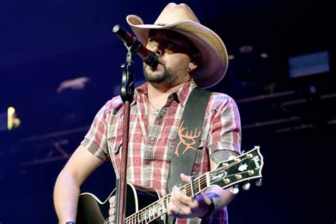 Lyrics Uncovered: Jason Aldean, 'You Make It Easy'