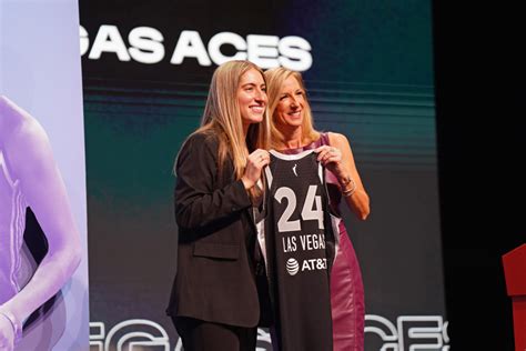 Video Inside Kate Martin Being Drafted To Wnba After Going To Support