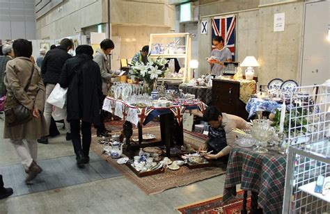 手作り商品に骨董も パシフィコ横浜でイベント開催 話題 カナロコ By 神奈川新聞