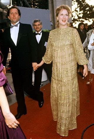 Photos: Meryl Streep’s Oscar Dresses, Ranked | Vanity Fair