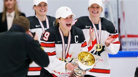 Hockey Canadas Marie Philip Poulin Laura Stacey Engaged Ctv News