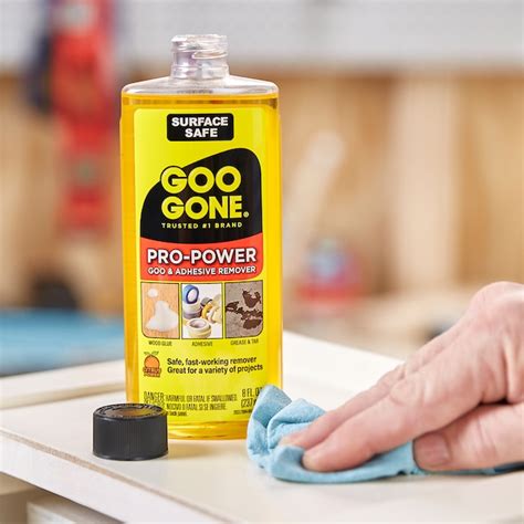 Goo Gone 8 Fl Oz Professional Grade Adhesive Remover In The Adhesive