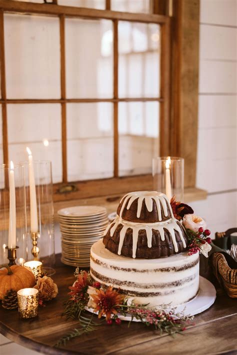 Enchanted And Sustainable Autumn Wedding At Oakleaf Cottage OkCrowe