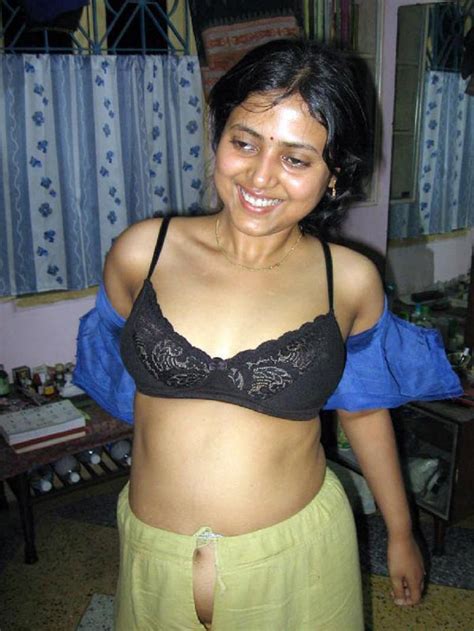 Amateur Indian Aunty Neha Sitting Nude At Home Indian Porn Photos