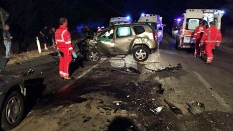 Albanese Ubriaco Tampona Auto Che Esce Fuori Strada 3 Morti