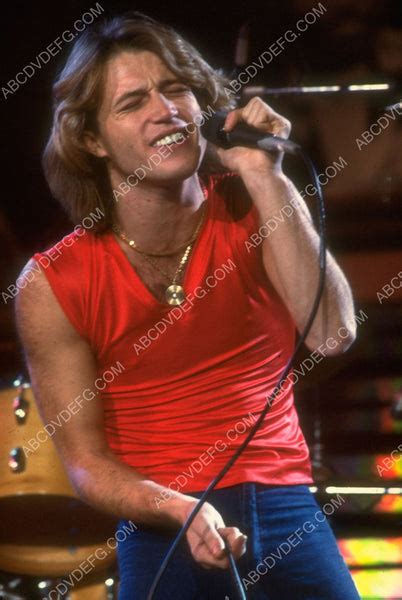 Andy Gibb live on stage 8b20-3828 – ABCDVDVIDEO