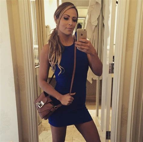 Emma Wwe Nxt Selfie Emma Wwe Wwe Divas Professional Wrestler