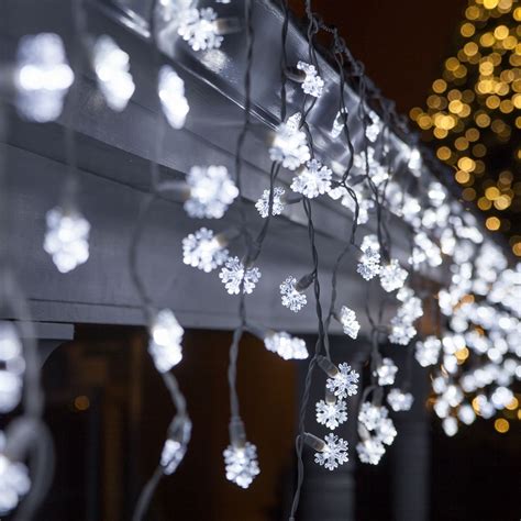 Best 15 Of Outdoor Hanging Snowflake Lights