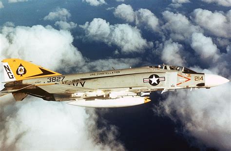 5 Military Aircraft That Defined The Vietnam War