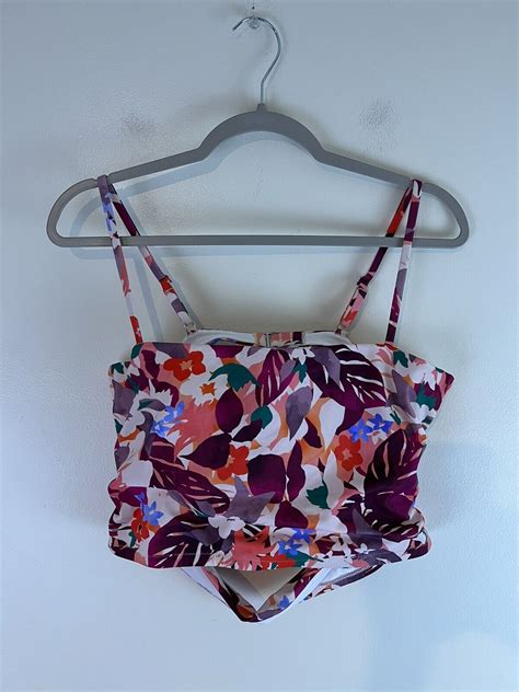 Athleta 40 B C Daybreak Tropic Bra Cup Bikini Top A Gem