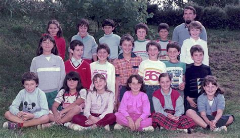 Photo De Classe Cm De Ecole Primaire Copains D Avant