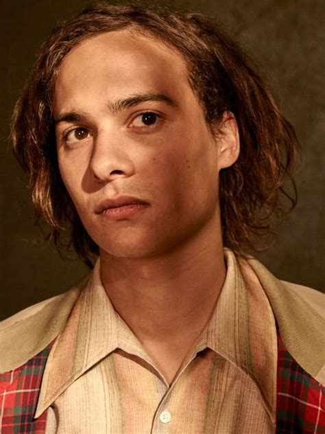 11 Things to Know About 'Fear the Walking Dead' Breakout Star Frank Dillane