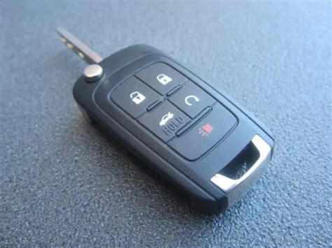 Genuine Gm Keyless Entry Remote Car Key Fob Chevrolet Cruze Ss Malibu