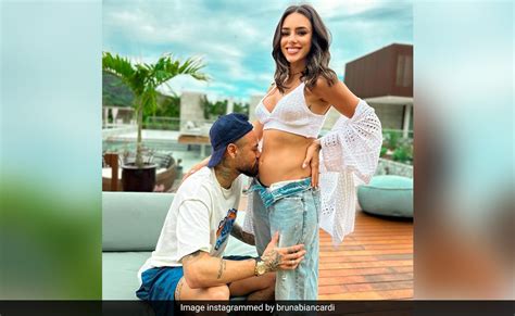 "Come Soon...": Brazil Star Footballer Neymar, Girlfriend Bruna ...