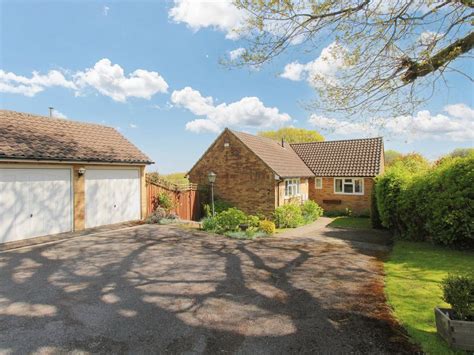 3 Bed Bungalow For Sale In The Glebelands Crowborough East Sussex Tn6