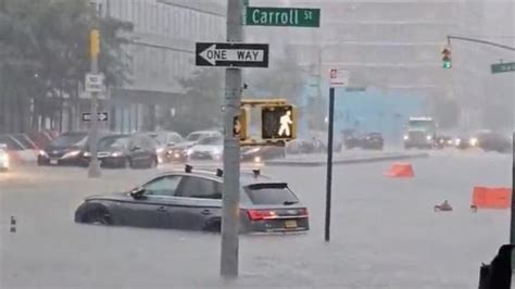 Nueva York Declara El Estado De Emergencia Por Las Inundaciones