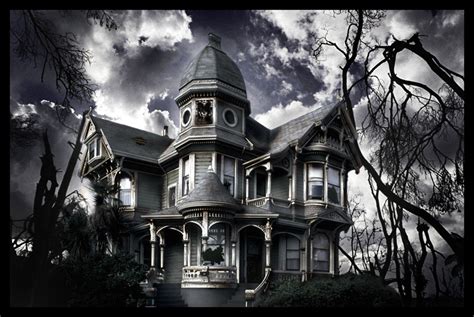 Black & White Haunted House Pictures, Photos, and Images for Facebook ...