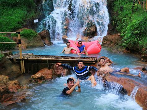 CURUG CIPANAS Tiket Masuk Daya Tarik Dan Fasilitas Desember 2024