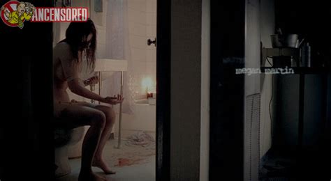 Naked Emily Perkins In Ginger Snaps Unleashed