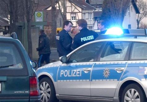 Sek Einsatz In Wachtberg Familienclan Im Visier Der Bonner Polizei