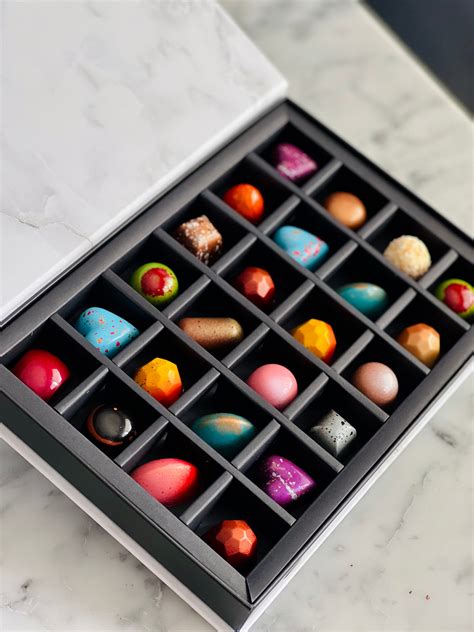 24 Piece Bonbon Gift Box