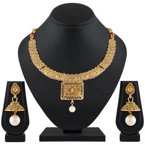 Zinc Asmitta Traditional Gold Toned Choker Necklace Set For Women Foam